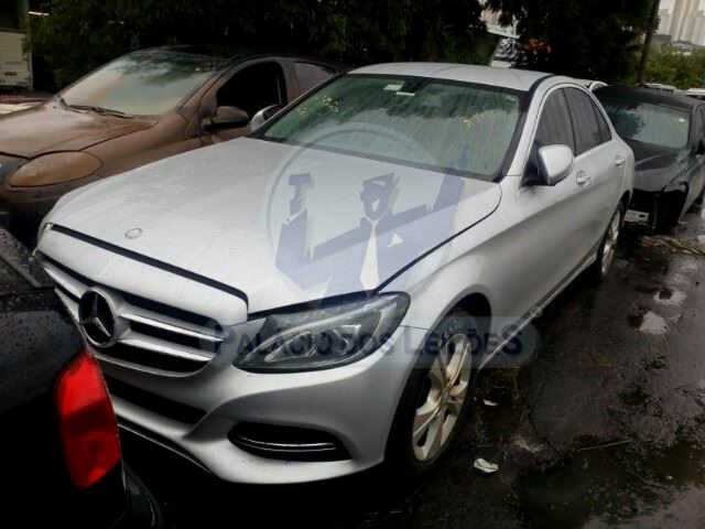 LOTE 033 - Mercedes-Benz C 180 Exclusive 1.6 2014