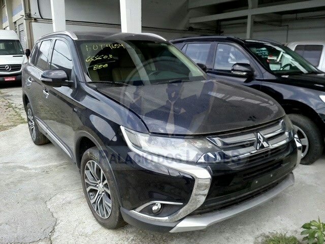 LOTE 028 - Mitsubishi Outlander 3.0 V6 GT Top 4WD 2019