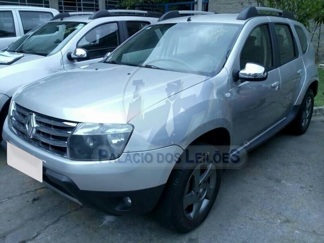 LOTE 033 - Renault Duster 2.0 16V Dynamique 2016