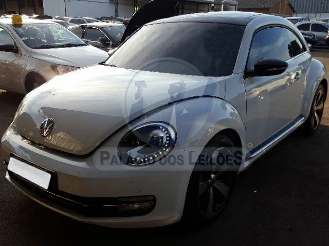 LOTE 038 - VOLKSWAGEN FUSCA DSG 2.0 16V TSI 2014