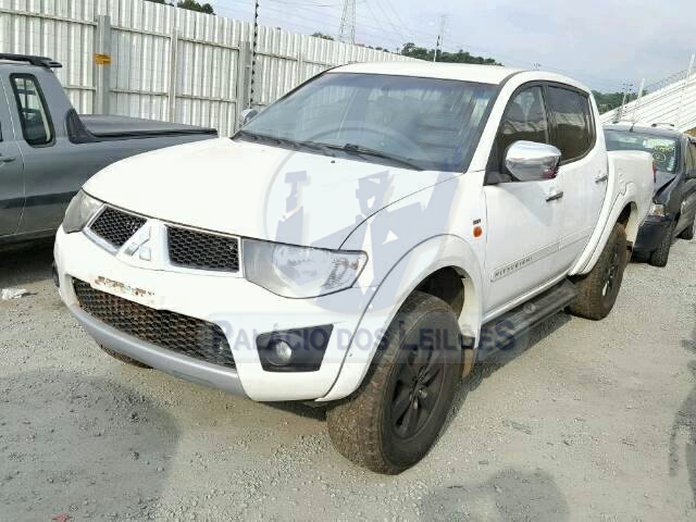 LOTE 025 - Mitsubishi L 200 Triton HPE 4x4 3.5 V6 55.000