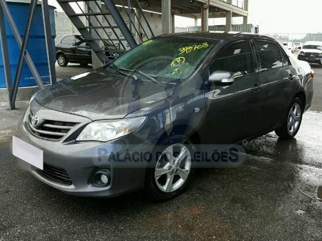 LOTE 026 - TOYOTA COROLLA XEI 2.0 16V 2013