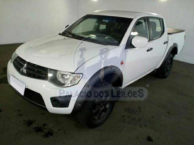 LOTE 022 - Mitsubishi L200 Triton 3.2 DI-D XB 2012