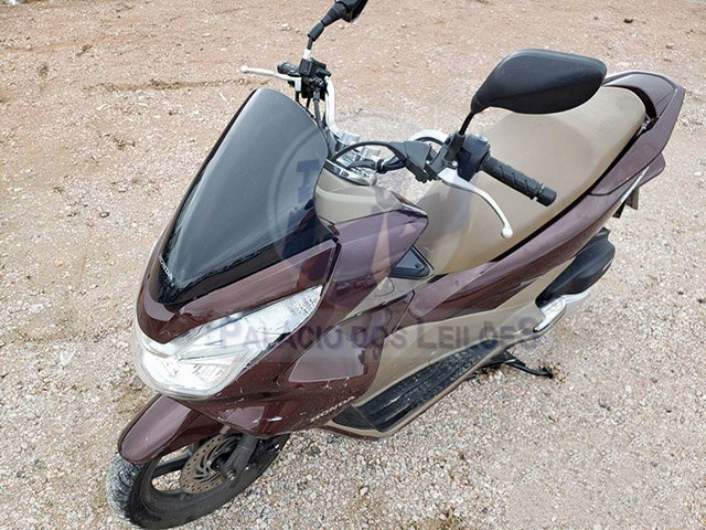 LOTE 018 - HONDA PCX 150 DLX 2018