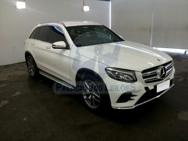 LOTE 038 - MERCEDES-BENZ GLC 250 2018