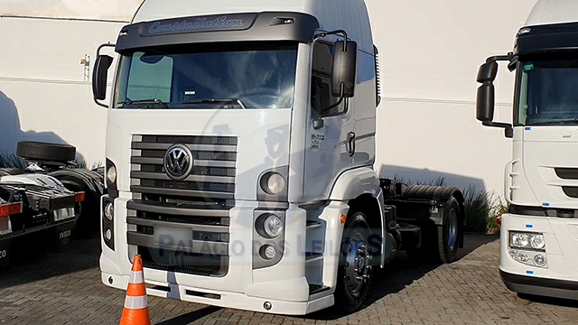 LOTE 001 - Volkswagen 19.320 Constellation Titan Tractor 2010