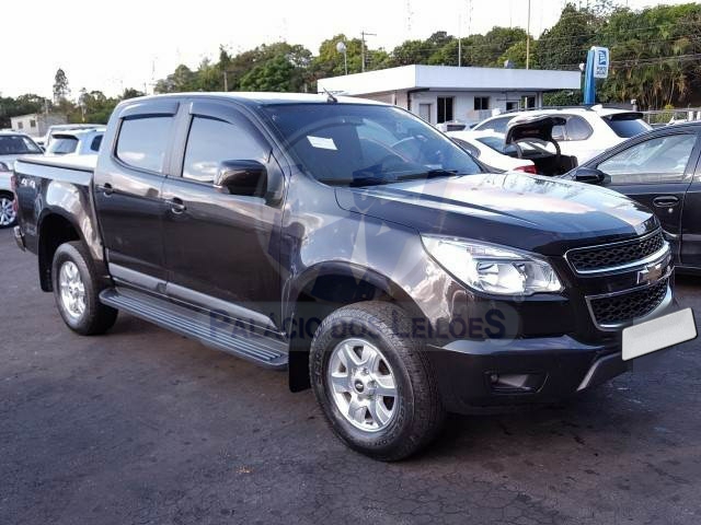 LOTE 035 - CHEVROLET S10 CABINE DUPLA LT AT 2014