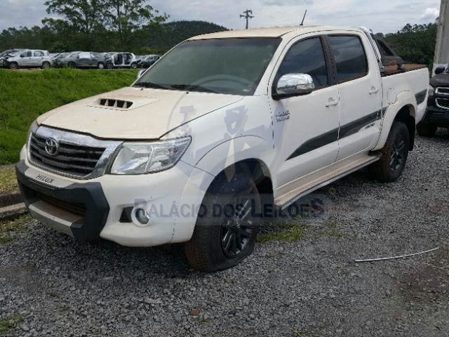 LOTE 038 - TOYOTA HILUX SRV 3.0 TDI SRV Limited 2015