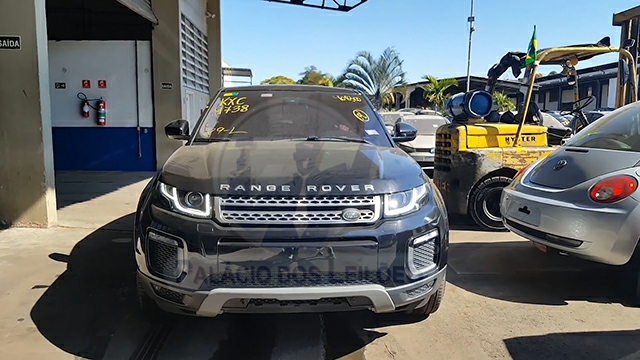 LOTE 016 - Land Rover Range R.EVOQUE Dynamic 2.0 Aut 5p 2014