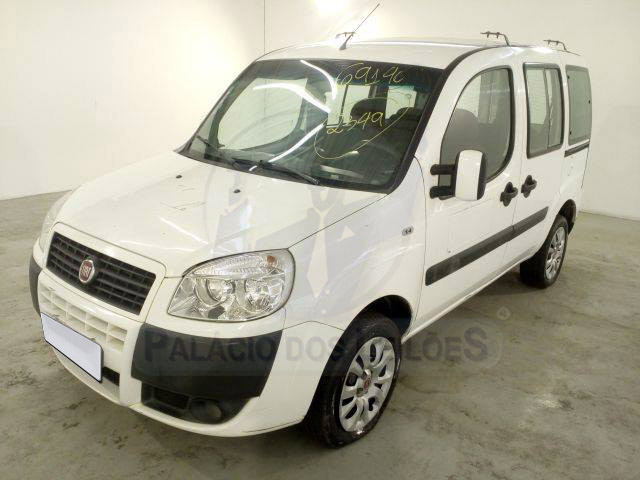 LOTE 017 - Fiat Doblo 1.4 8V 2011