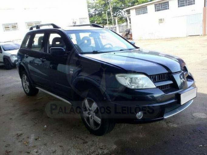 LOTE 026 - MITSUBISHI AIRTREK 