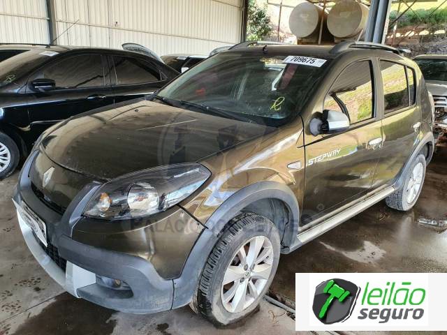 LOTE 028  RENAULT/SANDERO STEPWAY 1.6 16V HI-FLEX