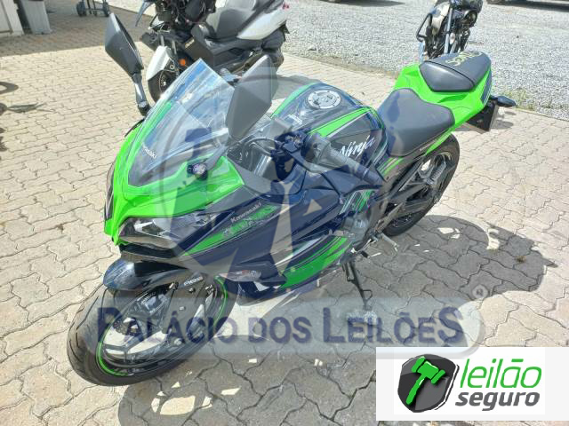 LOTE 020 KAWASAKI/NINJA 300 ABS