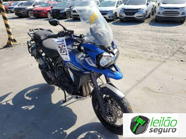 LOTE 019 TRIUMPH/TIGER EXPLORER XCA 1215