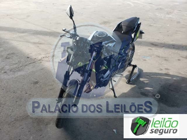 LOTE 019 KAWASAKI/Z400 