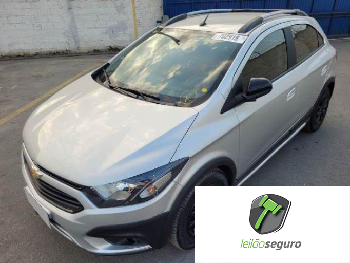 LOTE 029 CHEVROLET ONIX 2018