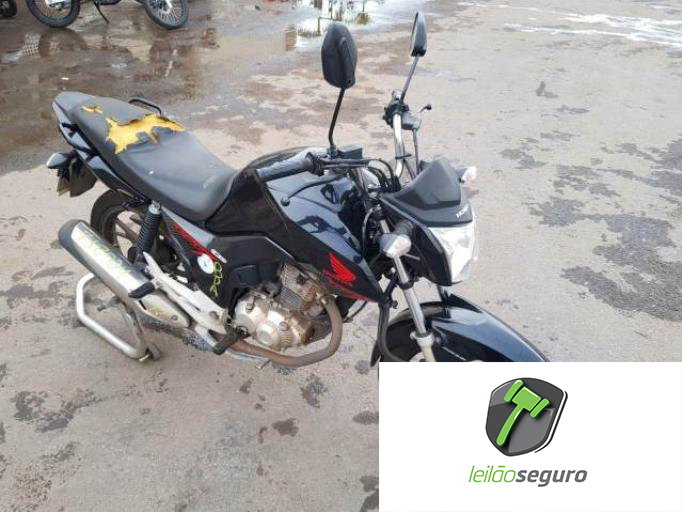 LOTE 032  HONDA CG 160 2020