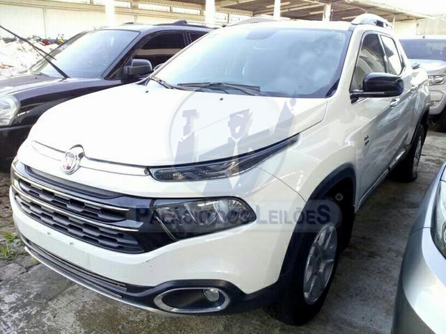 LOTE 024 - FIAT TORO VOLCANO 2.0 DIESEL AT9 4X4 2018