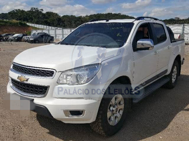 LOTE 032 - CHEVROLET S10 LTZ 2.4 4x2 2013