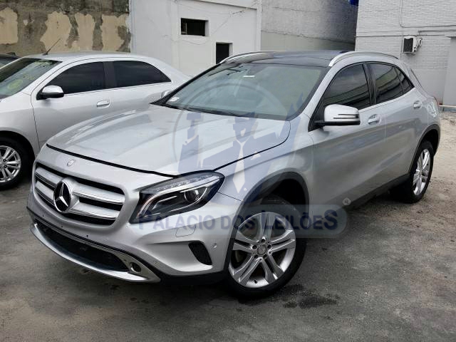 LOTE 026 - Mercedes-Benz GLA 200 Advance 2018